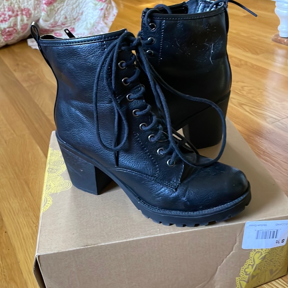 Zip up combat boots